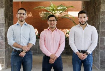 Estudiantes de Ingeniería en Electrónica y Telecomunicaciones UNIS  fabrican con éxito un ATM (cajero automático)