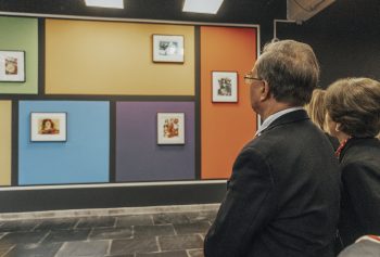 Atomic-Era: la sala temporal del MURB que rebosa de color con las obras de Arturo Solís