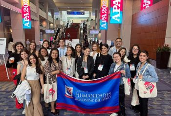 Alumnos de la Facultad de Humanidades dejan huella en la Convención APA 2023 en Washington