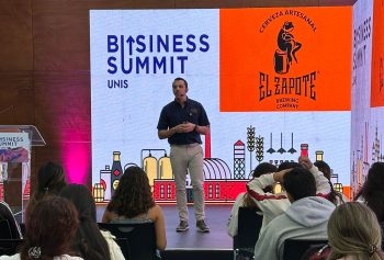 Conectando Teoría con Práctica: el Business Summit Week en la UNIS